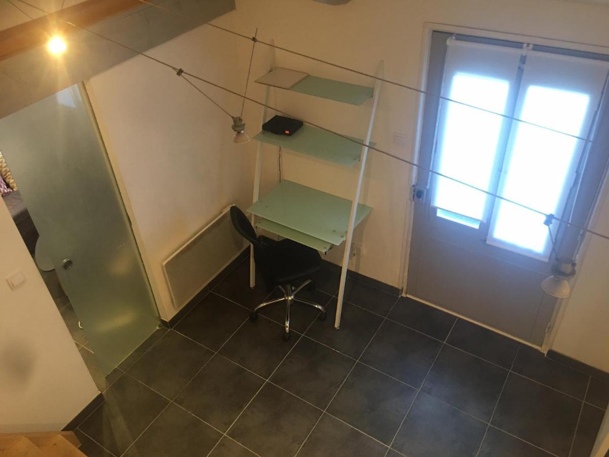 2 Pieces Et Mezzanine Des 2 Nuits Apartamento Vedène Exterior foto